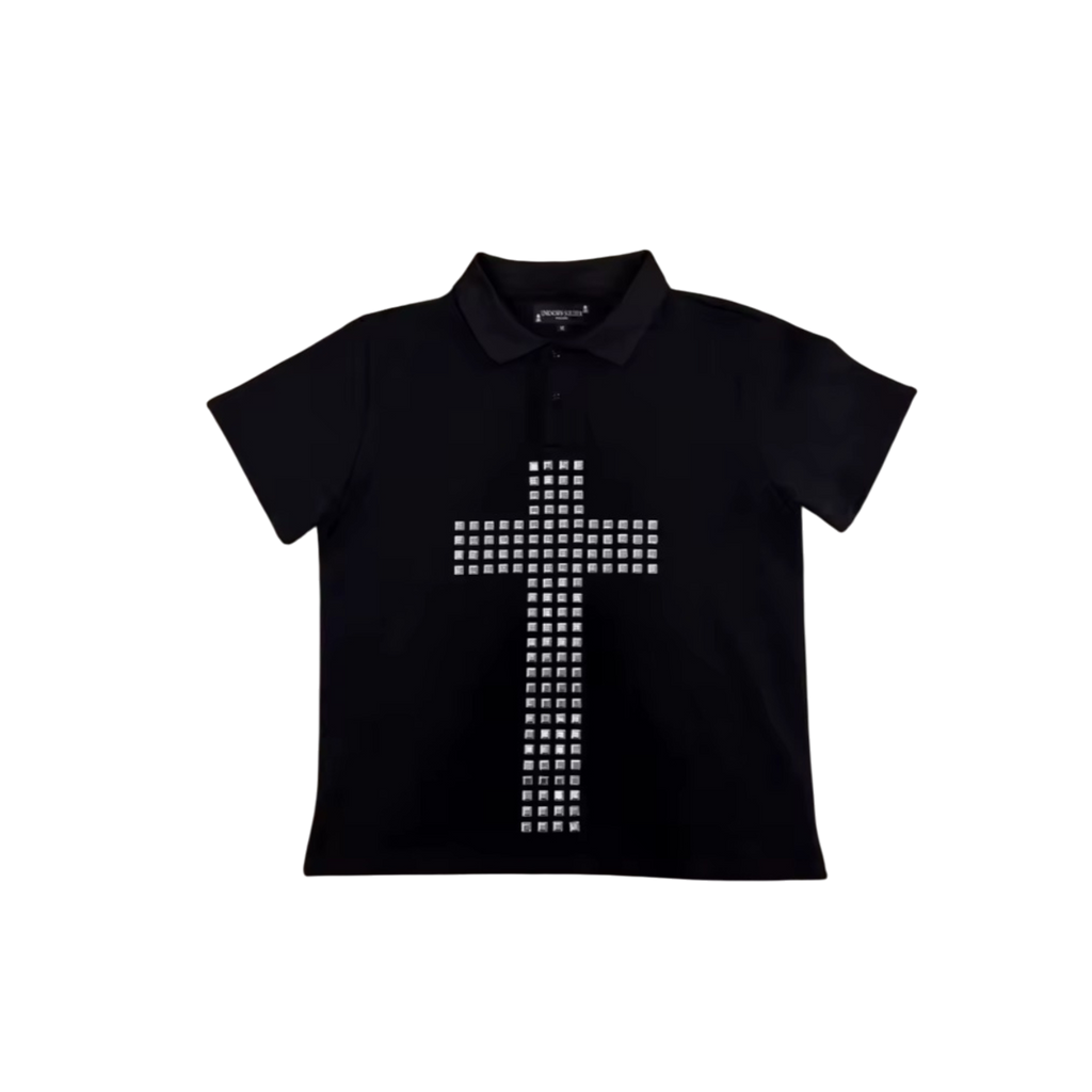 ‘STUDDED CROSS’ tee in black. Studded cross at front.